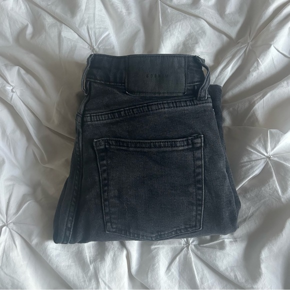 H&M Black Straight  Jeans Women Size:2 - Picture 1 of 4